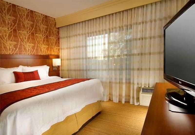 Courtyard By Marriott Tyler Quarto foto